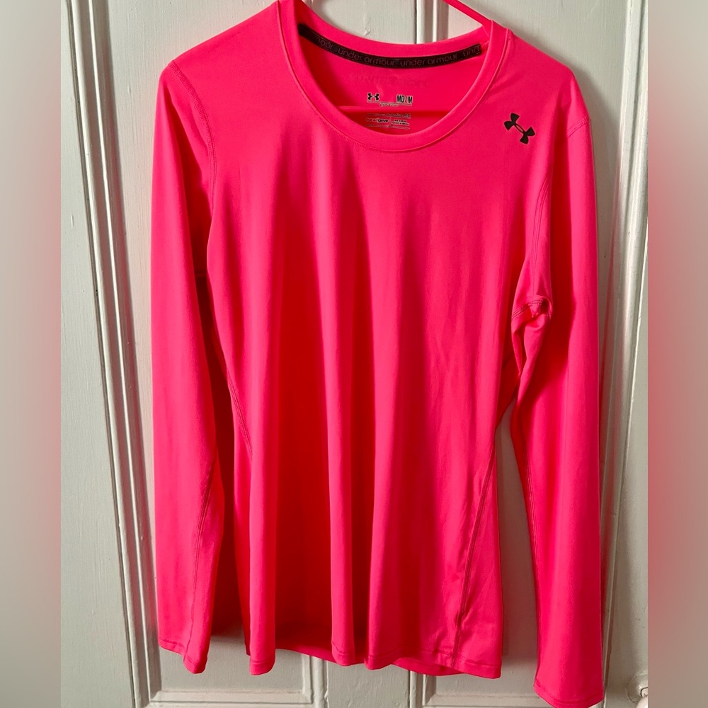 Under Armour Hot Pink Long Sleeve Shirt Size M